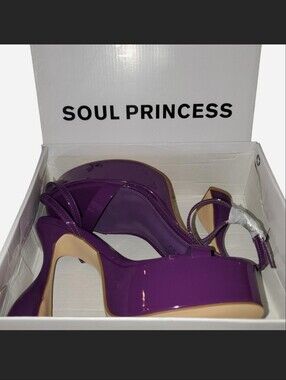 *New in Box* Soul Princess strappy patent leather purple structured heels - 7.5